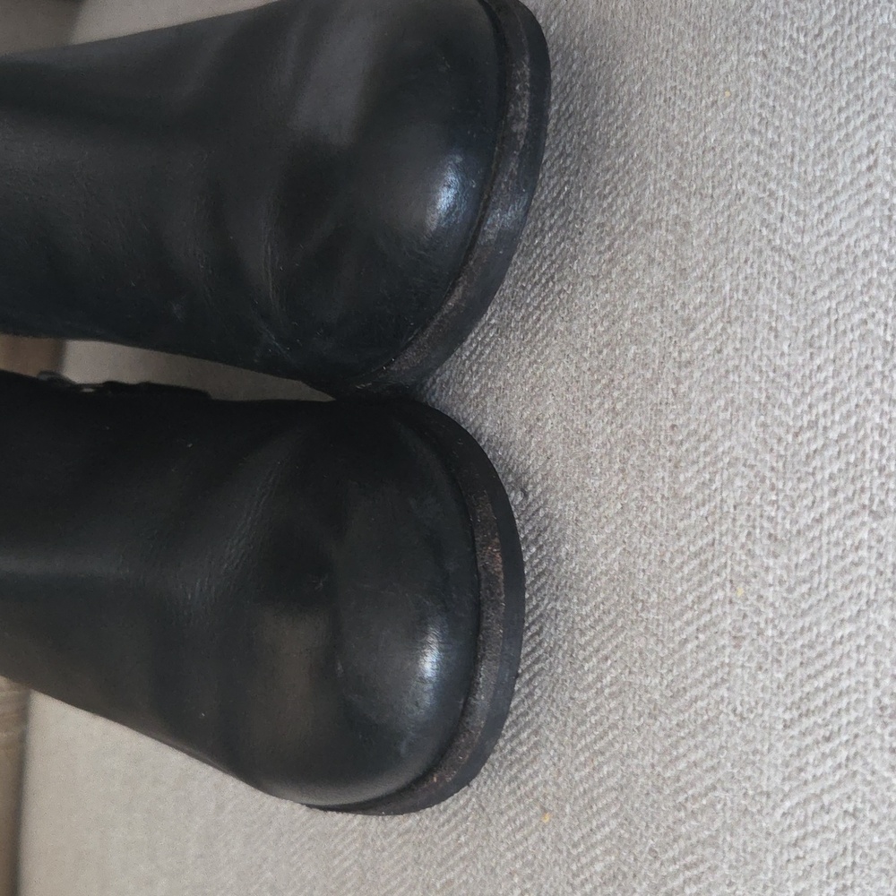 Clarks Black Leather Ankle Booties - 8.5 - Picture 7 of 9